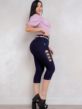 Cargar imagen en el visor de la galería, Capri Jeans Push Up
