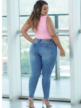 Cargar imagen en el visor de la galería, Pantalon Jeans Push Up
