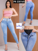 Cargar imagen en el visor de la galería, Pantalon Jeans Push Up
