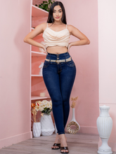 Cargar imagen en el visor de la galería, Pantalon Jeans Push Up Con FAJA
