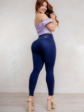 Cargar imagen en el visor de la galería, Pantalon Push Up Azul PR240108
