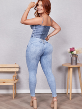 Cargar imagen en el visor de la galería, Pantalon Push Up Azul PR240129
