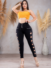 Cargar imagen en el visor de la galería, Pantalon Push Up Negro PR240087
