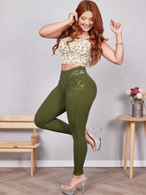 Cargar imagen en el visor de la galería, Pantalon Push Up Verde PR240117
