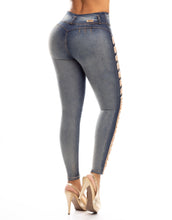 Cargar imagen en el visor de la galería, Pantalon Jeans Push Up
