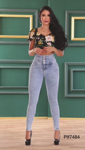 Cargar y reproducir el video en el visor de la galería, Pantalon Jeans Push Up Con Faja
