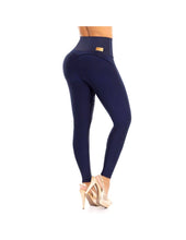 Cargar imagen en el visor de la galería, Leggin Push Up Con faja
